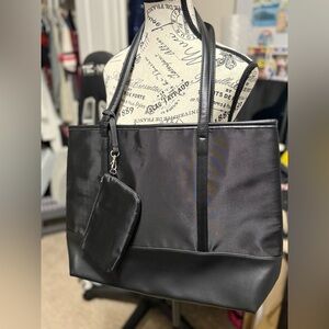 Elegant Black Tote Bag with Pouch